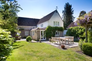 Rear- click for photo gallery